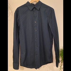 Perry Ellis Long Sleeve Button Down